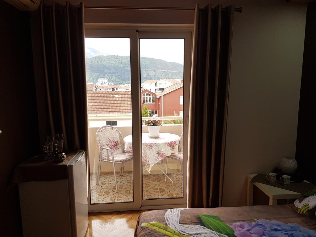 Apartments Vila Galileo Будва Екстер'єр фото