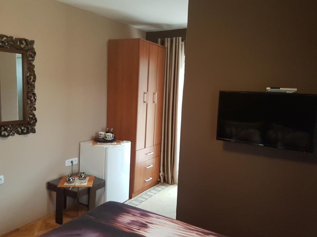 Apartments Vila Galileo Будва Екстер'єр фото