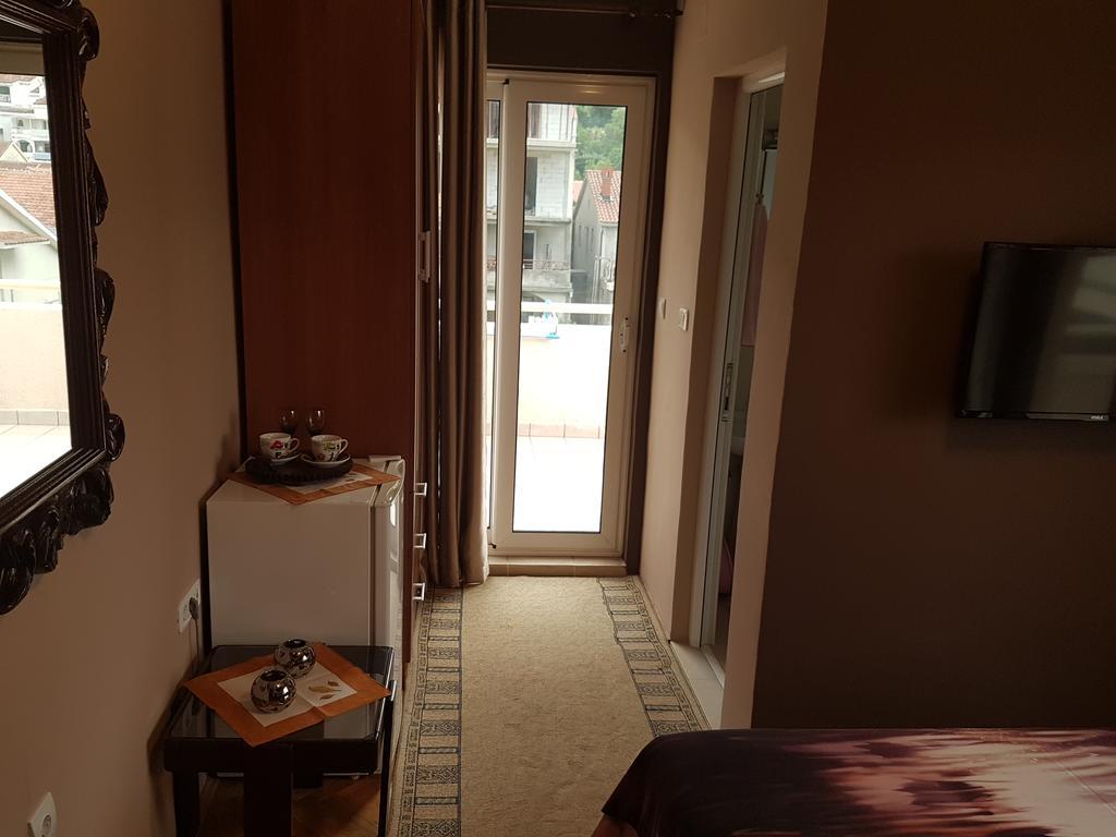 Apartments Vila Galileo Будва Екстер'єр фото