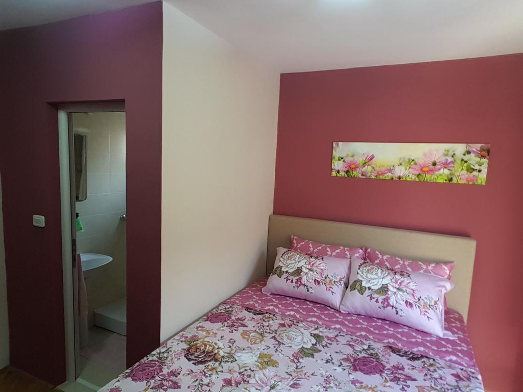 Apartments Vila Galileo Будва Екстер'єр фото