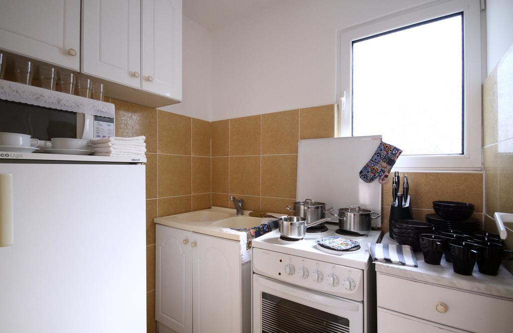 Apartments Vila Galileo Будва Екстер'єр фото